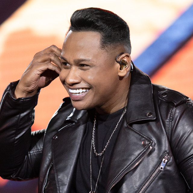 Junior Marques, Gusttavo Lima