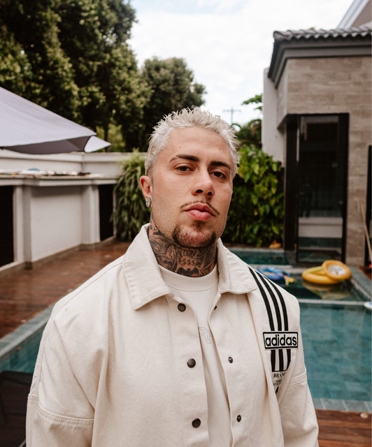 Mc Daniel, Gloria Groove