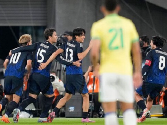 Japão faz história e vence o Brasil pela primeira vez, de virada, em amistoso