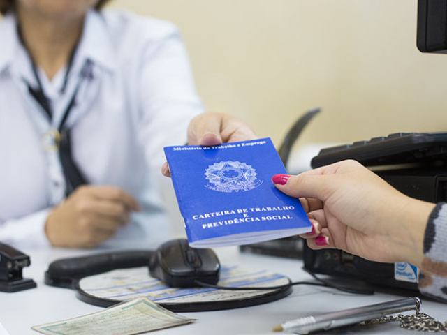 PAT de Ribeirão Preto oferece 70 vagas de emprego em diversas áreas